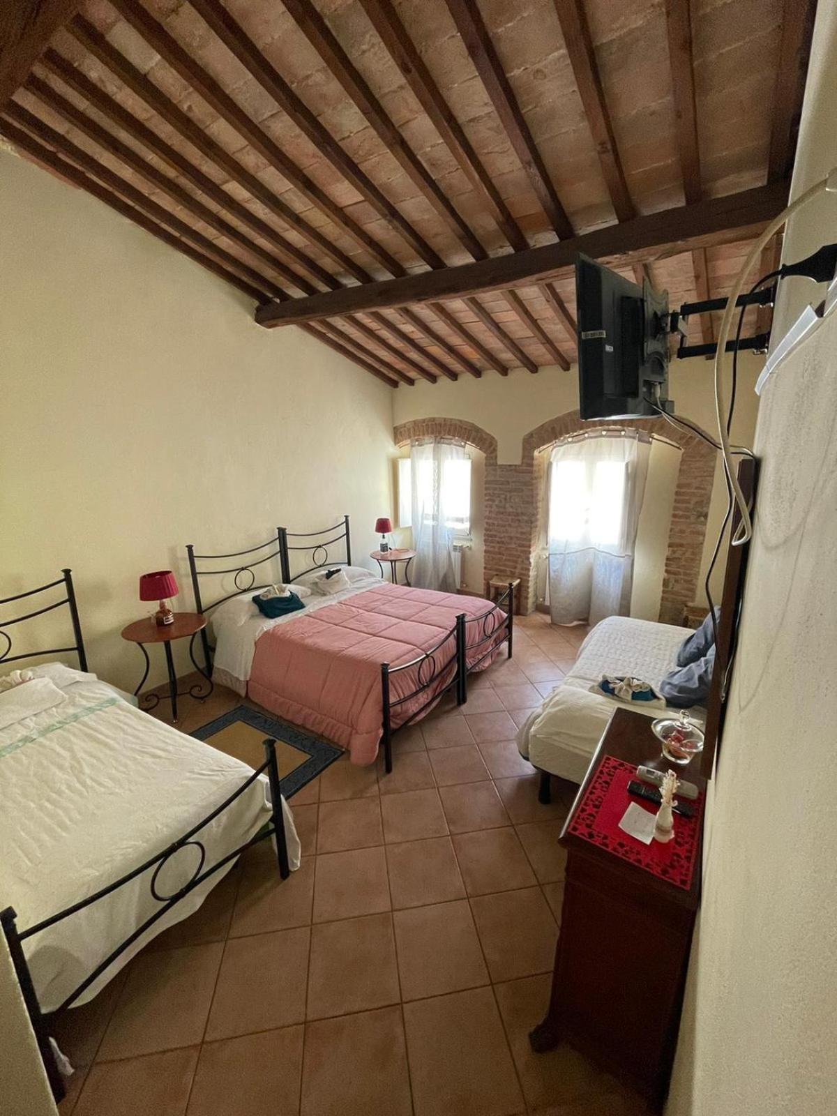 La Strega Ubriaca Bed and Breakfast Colle Val D'Elsa Exteriör bild